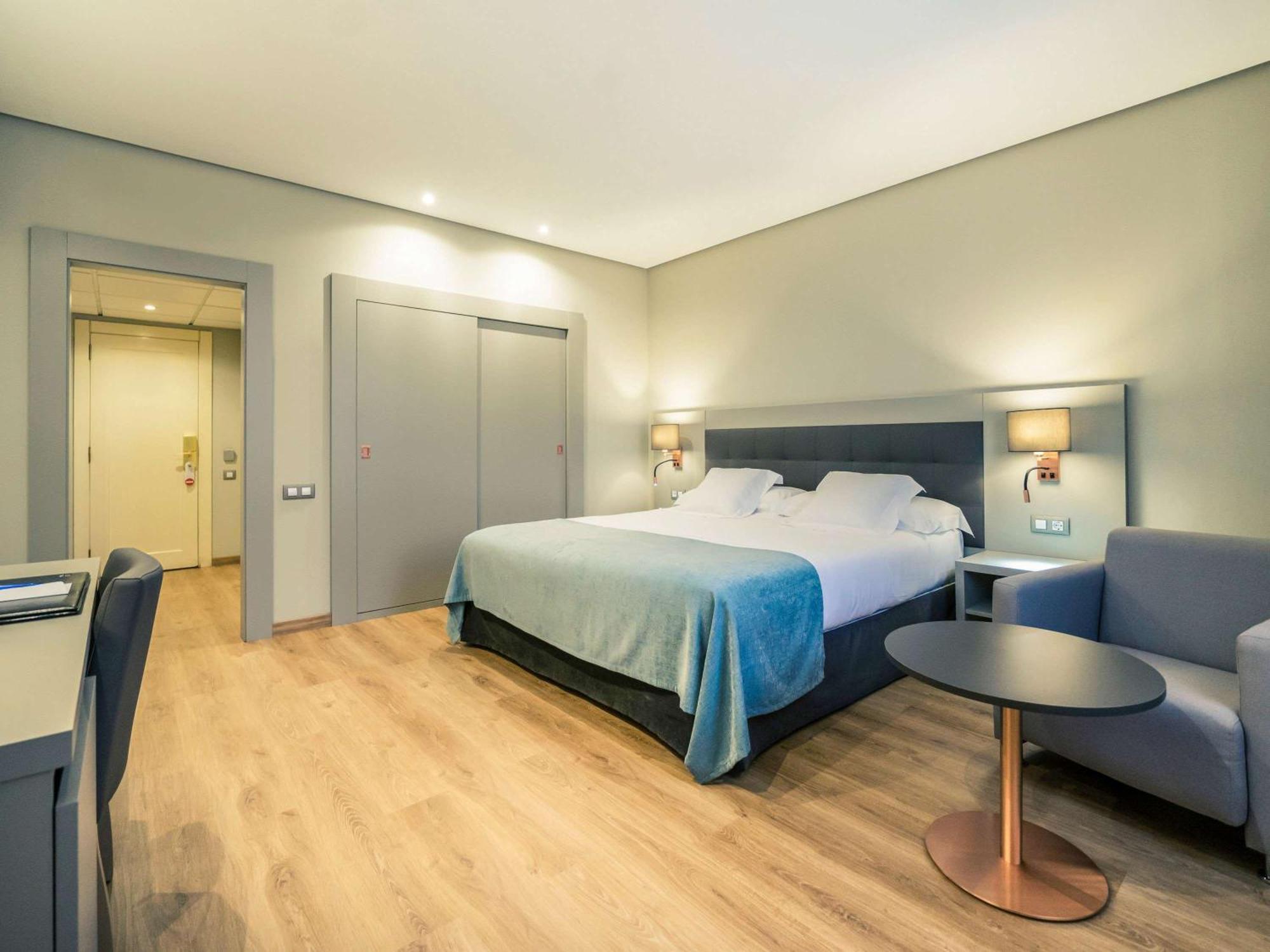 Mercure Carlton Rioja Логроньйо Екстер'єр фото