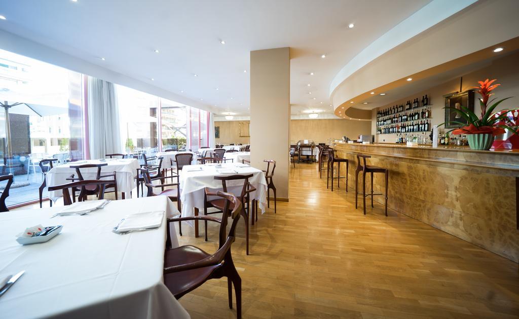 Mercure Carlton Rioja Логроньйо Екстер'єр фото